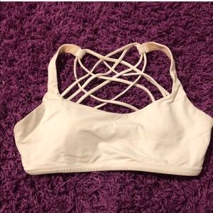 Lululemon free to be wild bra